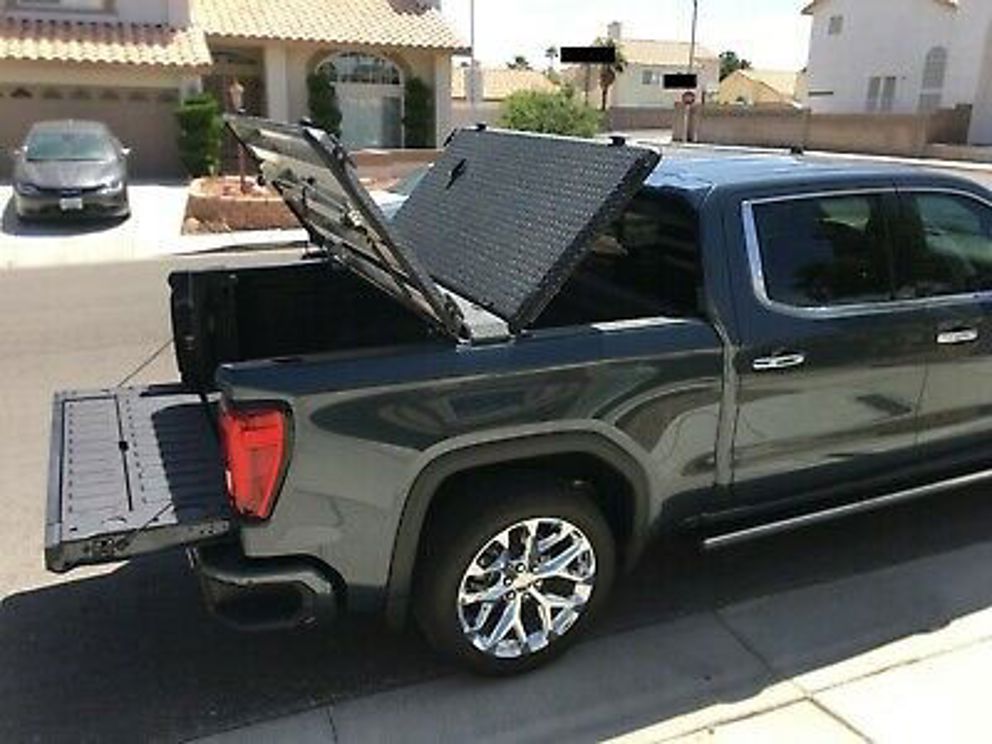 diamondback-hd-truck-bed-tonneau-cover-chevy-gmc