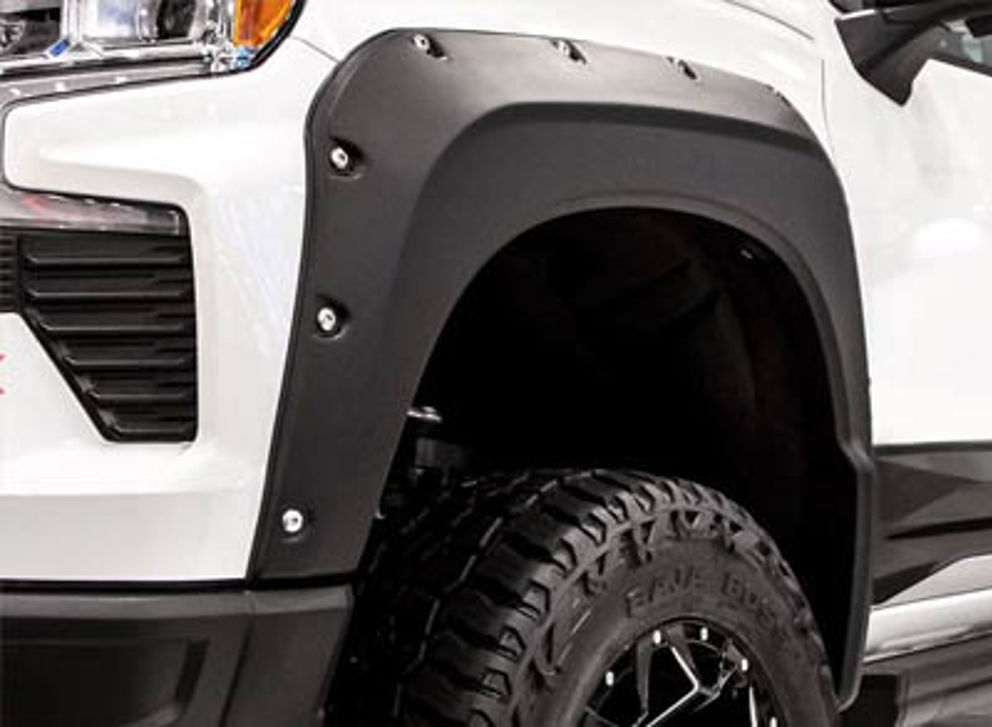 Cat_fender_flares_.jpg